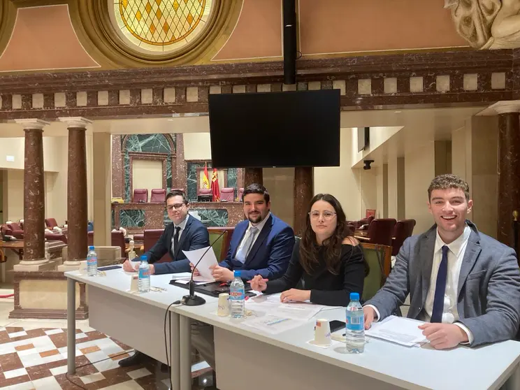 Club de debate UCAM