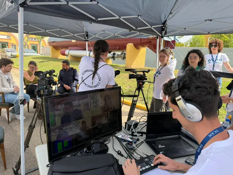 Set de televisi&oacute;n para el Ejercicio Cartago 26