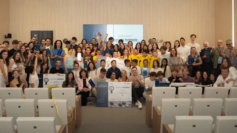 El equipo de El Corcho gana el premio Gonzalo Estefan&iacute;a 2026